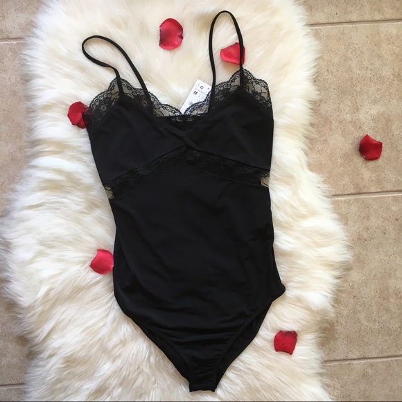 ZARA Lace Bodysuit - Picture 2 of 7